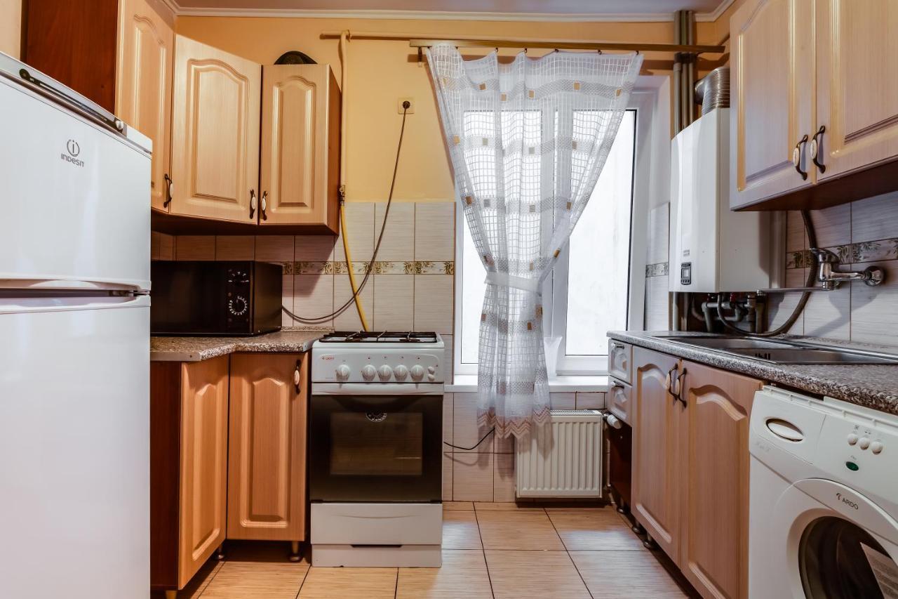 Four Bedrooms Apartment In The Heart Of Lviv Buitenkant foto